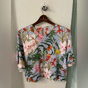Zara tropical flower blouse with flowy layered drop-sleeves